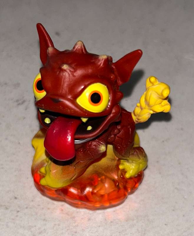 Hot Dog - Skylanders Giants