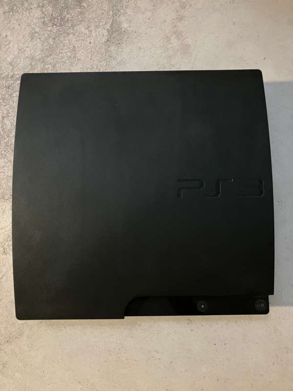 Sony PlayStation 3  Slim 320GB Console  (CEH3004B) + 2 Games