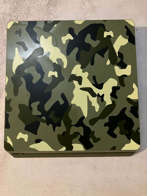 PlayStation 4 Slim 1TB Console - Limited Edition Call of Duty: WW2 + Call of Duty WW2 Game (PS4)