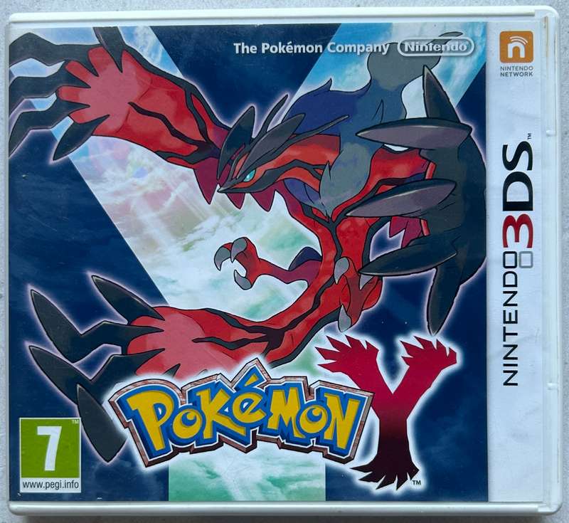 Pokémon Y (Nintendo 3DS) - Complete