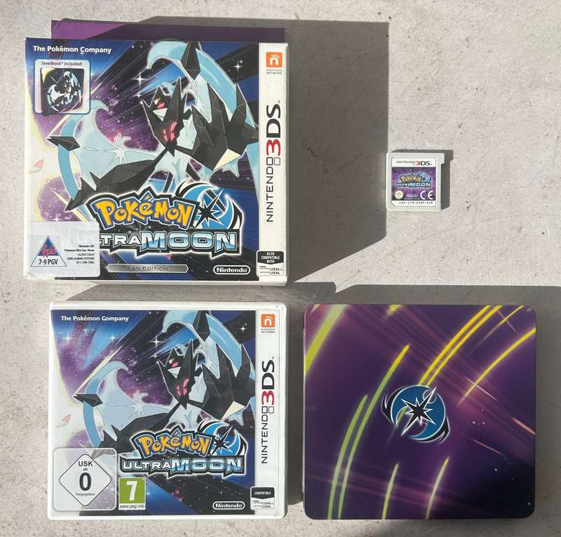Pokémon Ultra Moon Fan Edition (Nintendo 3DS) - CIB