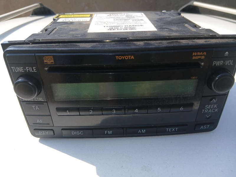 Toyota Hilux original radio
