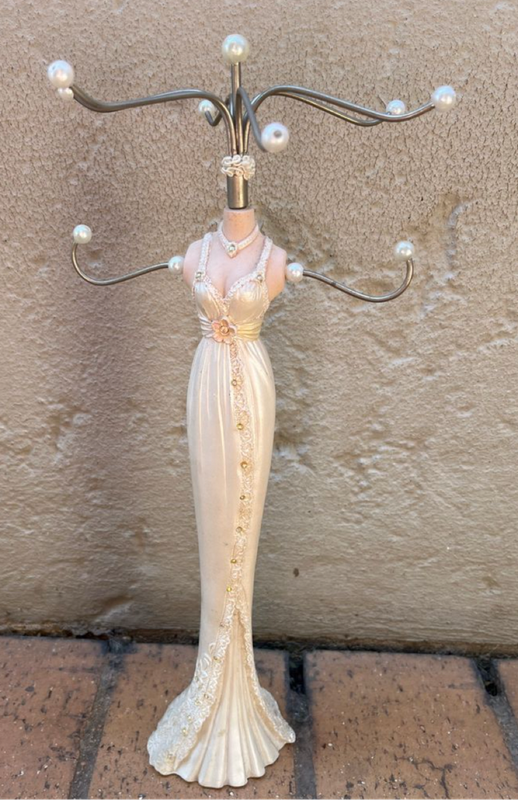 Jewellery holder