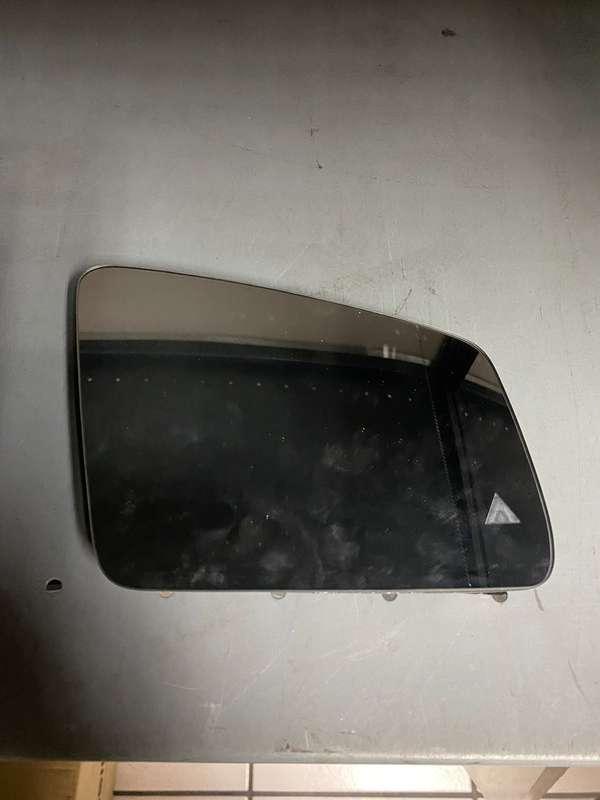 MERCEDES BENZ SIDE MIRROR GLASS