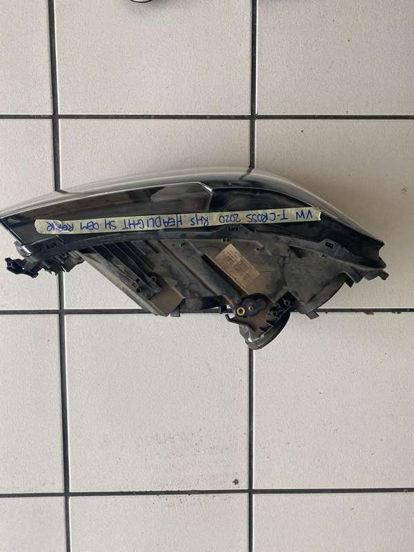 VW T-CROSS RIGHT HEADLIGHT