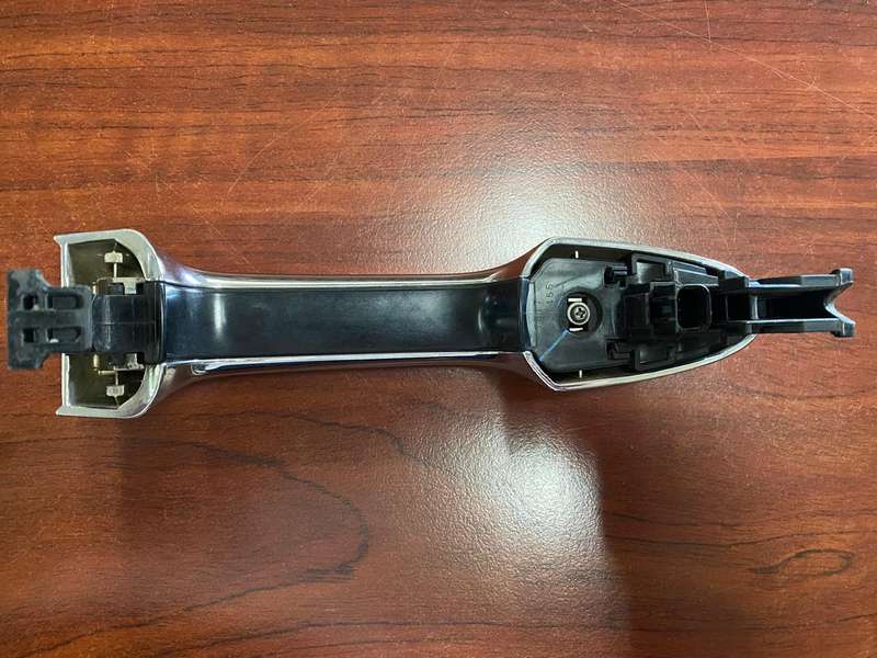 TOYOTA HILUX GD-6 DOOR HANDLE