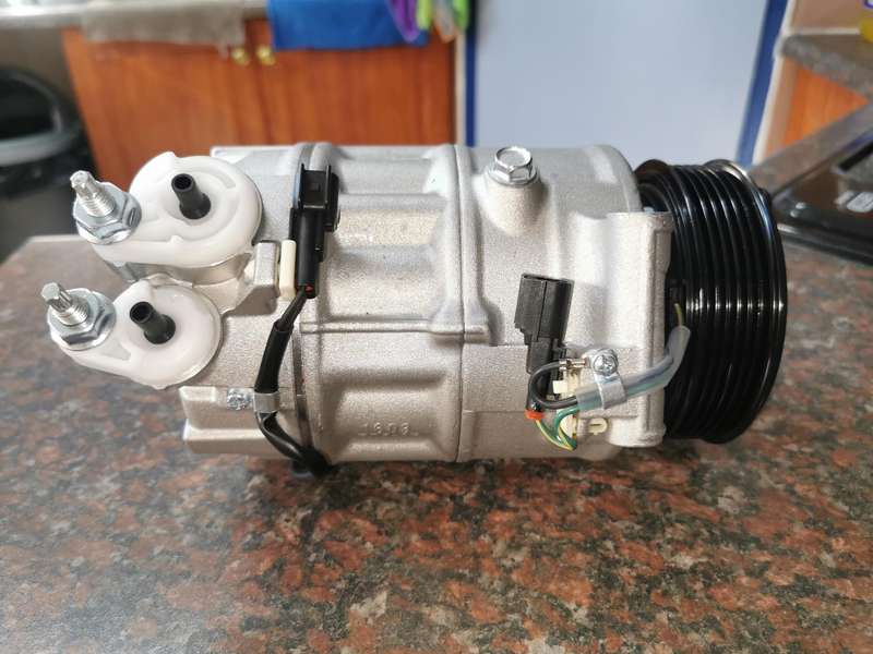 Aircon Compressor - LR058017 - Land Rover Discovery 4