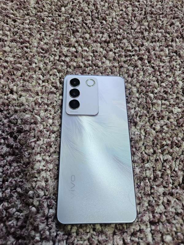 Vivo V27e 256GB