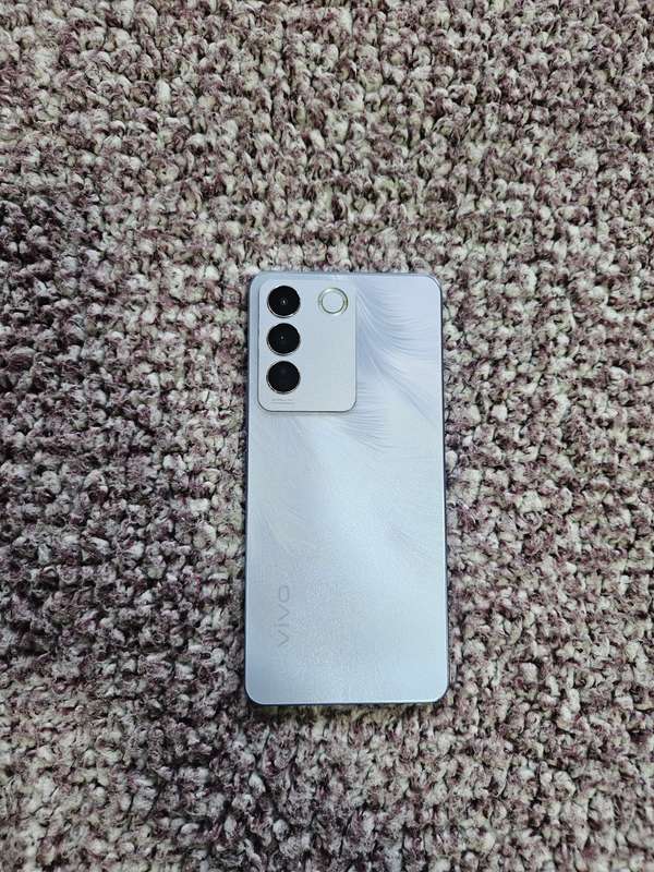 Vivo V27e 256GB