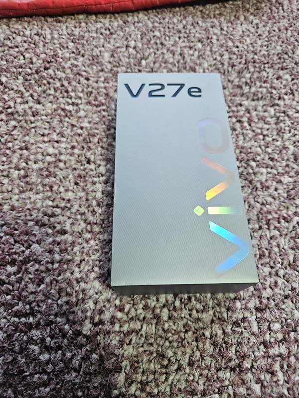 Vivo V27e 256GB