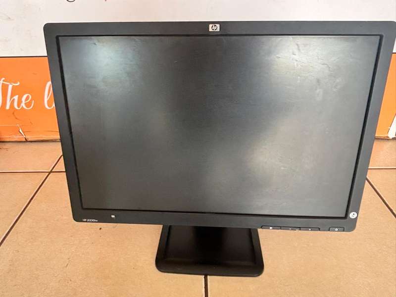 HP LE2201W 22-inch Widescreen LCD Monitor
