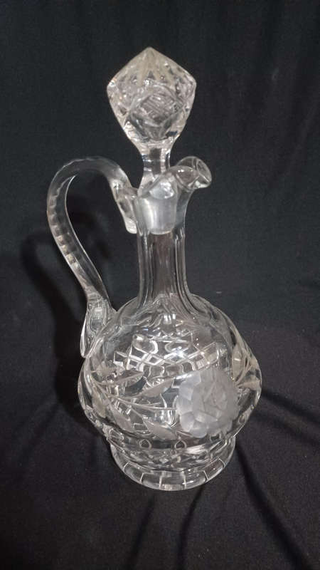 Vintage brilliantly crafted etched glass decanter