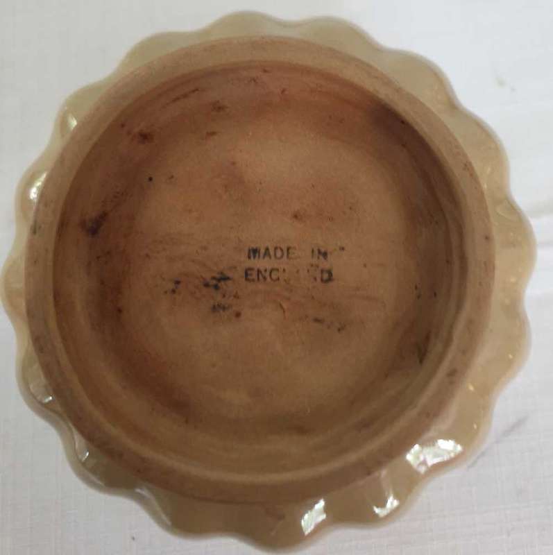Antique English Bourne Denby Round Ironstone Mould from the 1940's