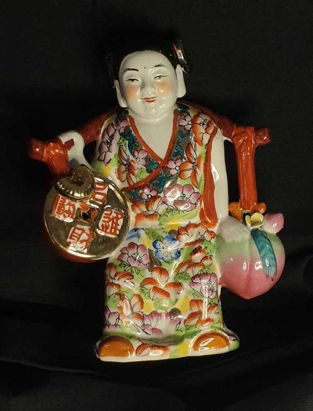 Vintage Chinese Woman Figurine