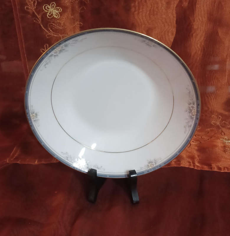 Four Noritake Wilen 4044 soup bowls