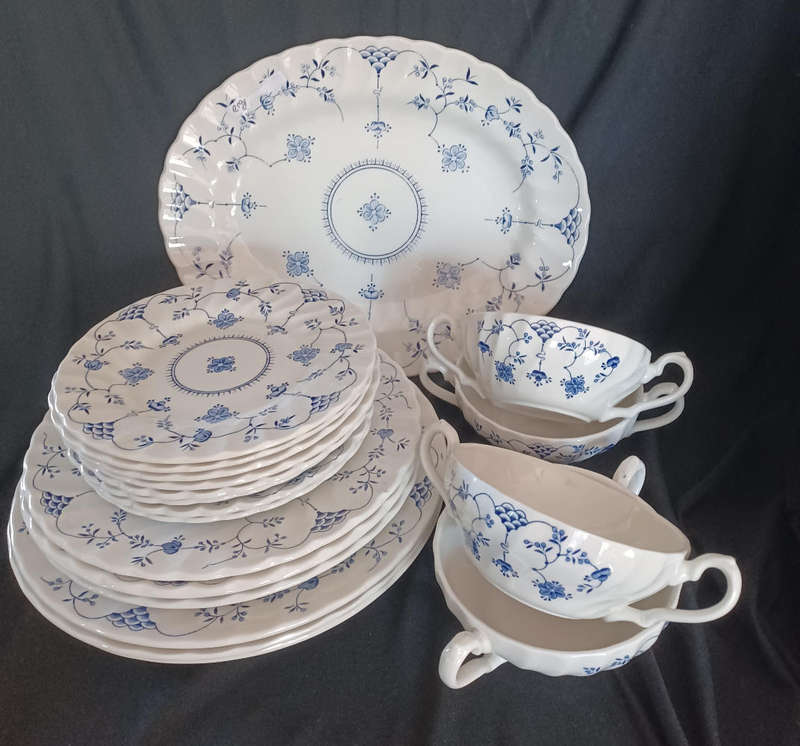 Vintage set of Myott Finlandia dinner set