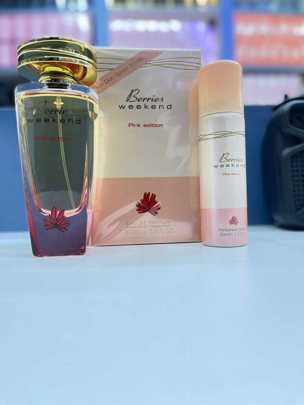 Berries Weekend Pink edition with free deo spray100ml
