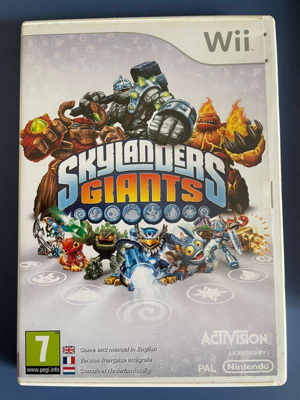 Skylanders Giants (Nintendo Wii)