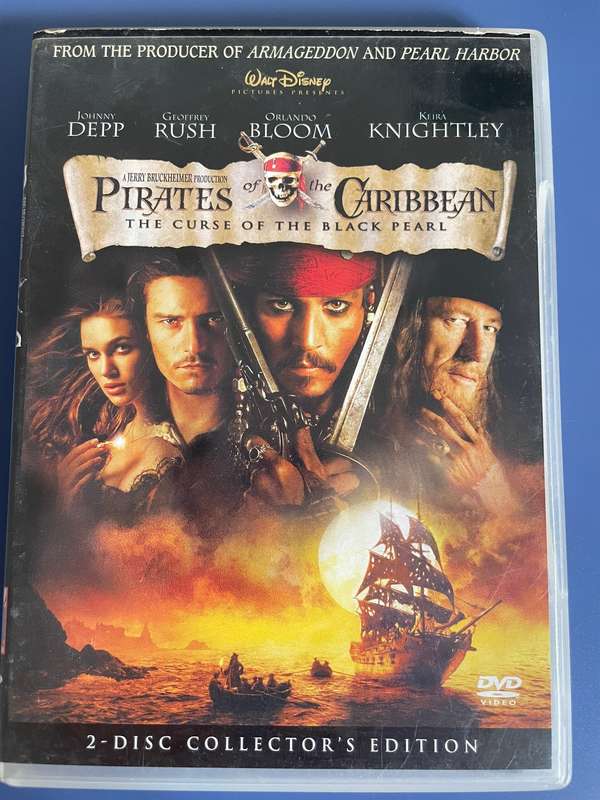 Pirates of the Caribbean The Curse of the Black Pearl 2 Disc Collectors Edition DVD