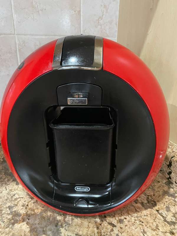 Delonghi Nescafe Dolce Gusto Circolo Capsule Coffee Machine