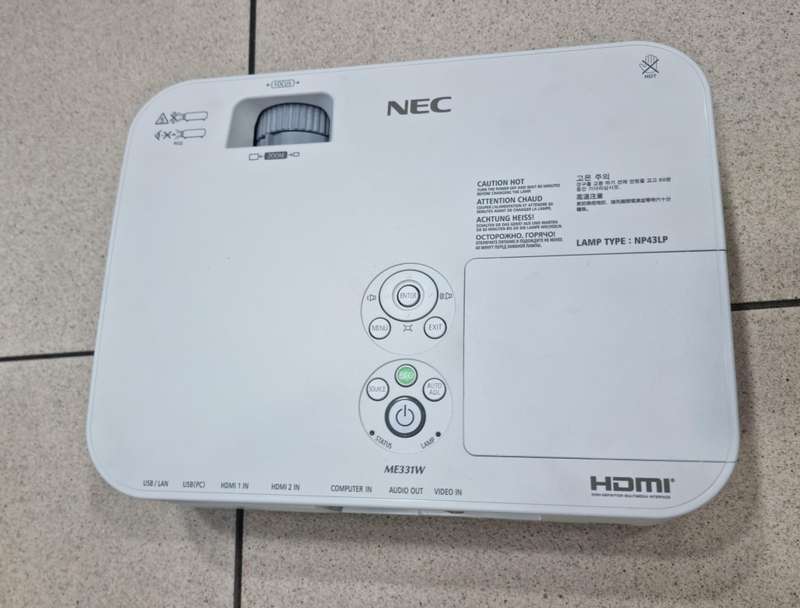 NEC ME331W Professional WXGA (1280x800) 3300 Lumens Desktop Projector