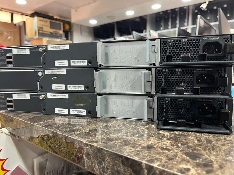 Cisco WS-C2960XR-48TS-I Catalyst 2960-XR Series 48 Port Switch