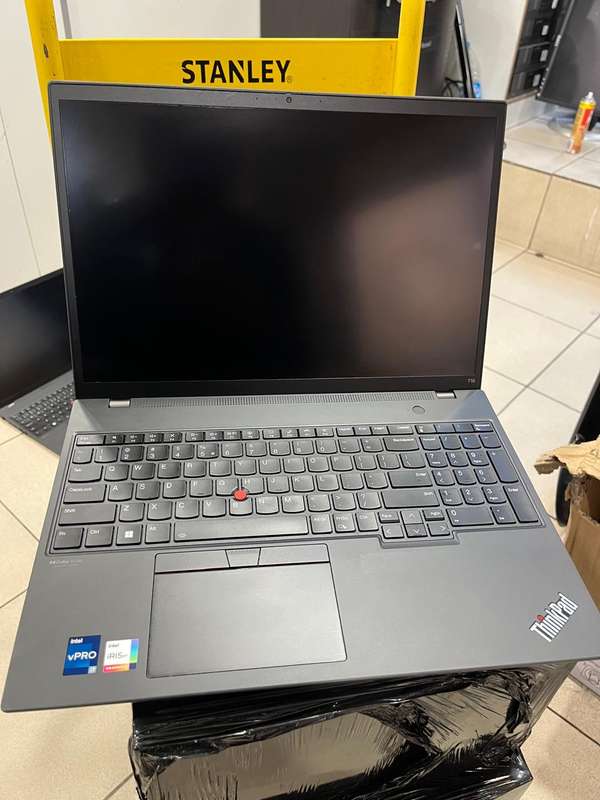 Lenovo ThinkPad T16 Gen 1 Intel Core i7, 16GB RAM, 512GB SSD, Windows Pro