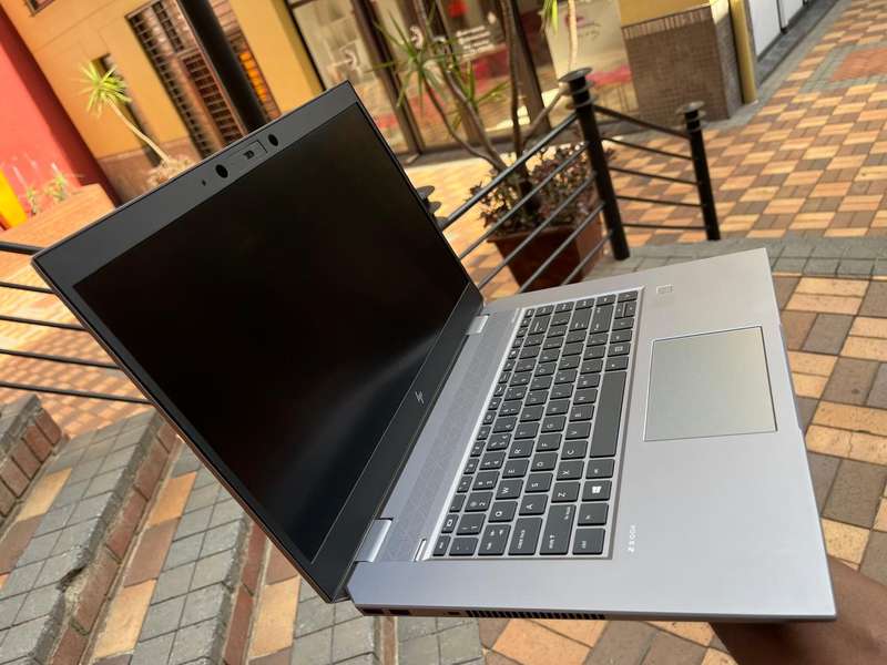 HP ZBook 15 G5 Intel i7-9th Gen   Mobile Workstation with NVIDIA GPU + Win 11