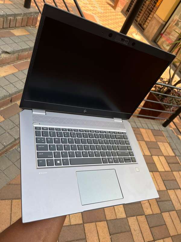 HP ZBook 15 G5 Intel i7-9th Gen   Mobile Workstation with NVIDIA GPU + Win 11