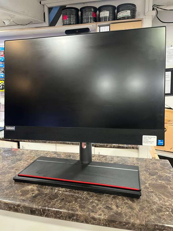 LENOVO THINKCENTRE M90A,GEN 3 AIO,CORE I5 12400, 8GB , 256GB SSD Refurbished