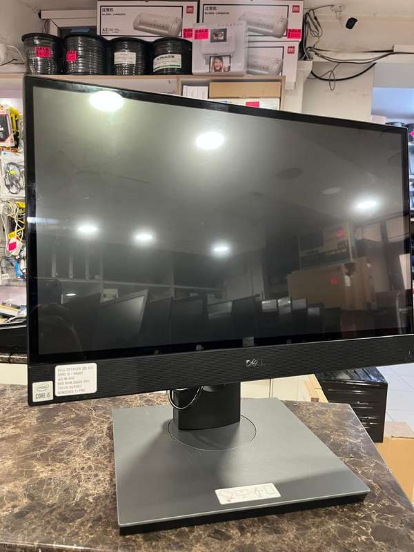 DELL OptiPlex 3280 All in One Touch  Intel Core i5-10th 8GB Memory 256GB SSD