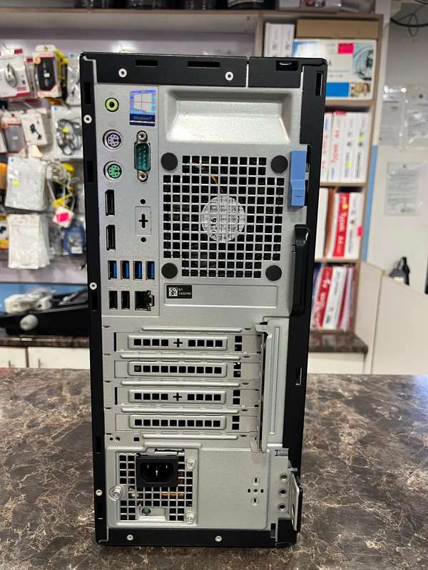 Dell OptiPlex 7060 Intel i7, 8th Gen Mini Tower Desktop PC with 16GB Ram