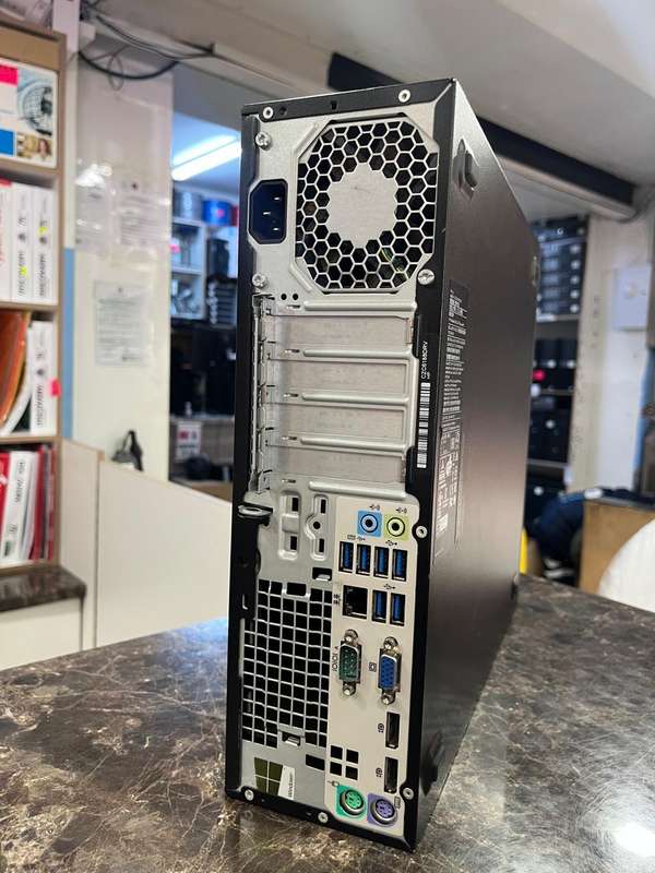 HP EliteDesk 800 G2 Desktop PC | i7 6700U 2.40GHz | 8GB DDR4 Ram |256GB SSD | Windows 10 Pro