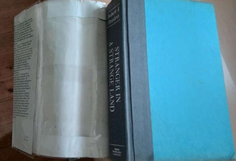 Stranger in a Strange Land  Robert by A. Heinlein 1991