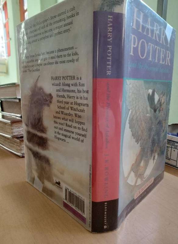 HARRY POTTER AND THE PRISONER OF AZKABAN Rowling, J.K. 1st edition