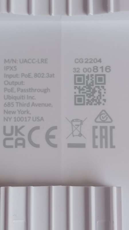 Ubiquiti Long Range PoE Repeater