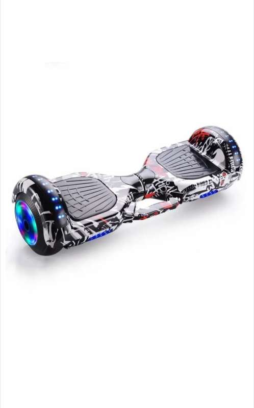 6.5 ` Smart Auto Balance Hoverboard With Bluetooth Speaker Black & White