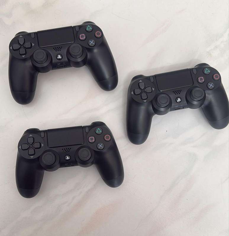 SECONDHAND SONY PS4 Dualshock 4 Controller - Black V2