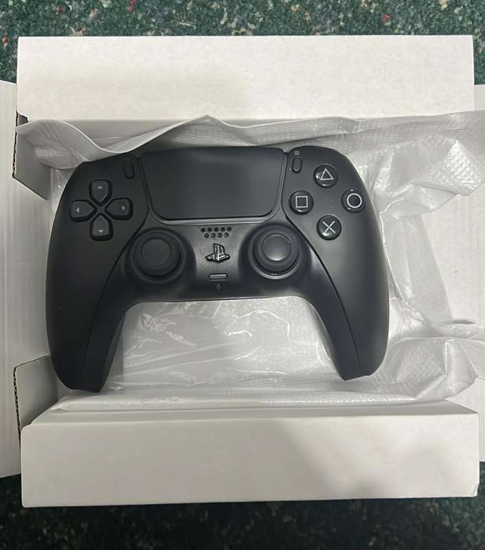 PlayStation 5 DualSense Wireless Controller  Midnight Black