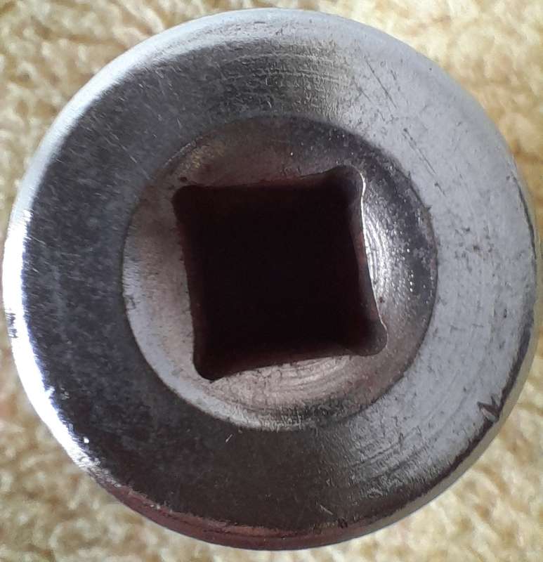 Ampro 32mm Socket
