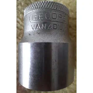 Gedore Socket Tool Set - Ideal for the car and motorbike mechanic, workshop or factory