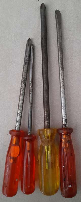 Long Screwdrivers - 4 u!