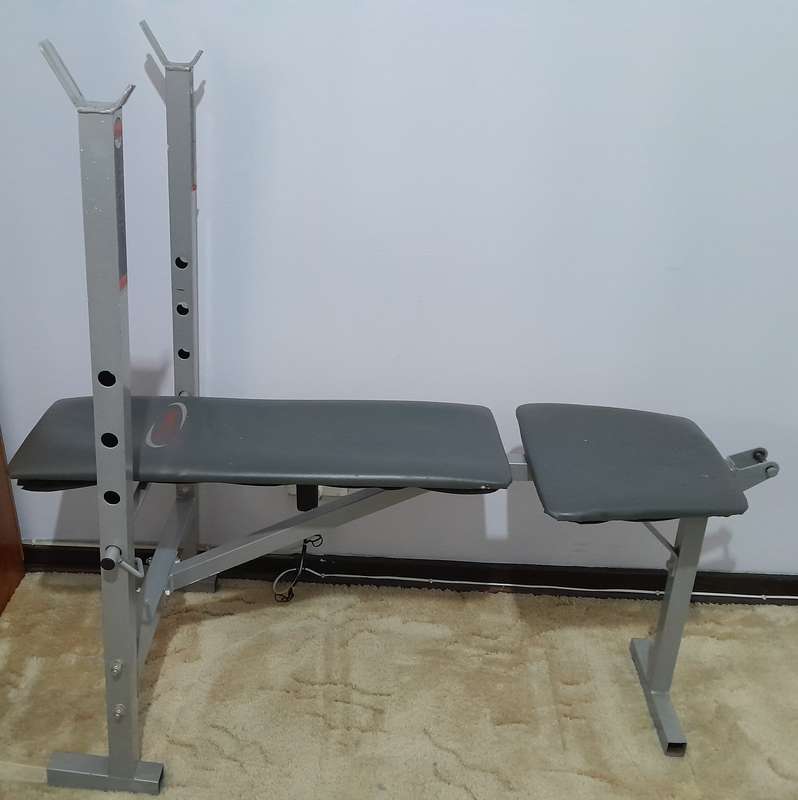 Trojan Strength Bench including Leg Extension, with Weights and Leather Belt