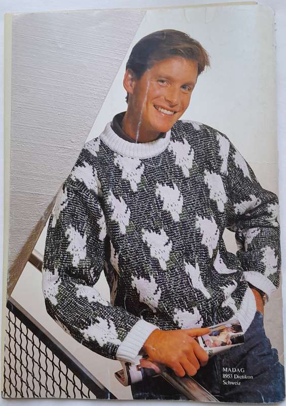 PFAFF Knitting Machine magazine - Ideal for both beginners and experienced knitters