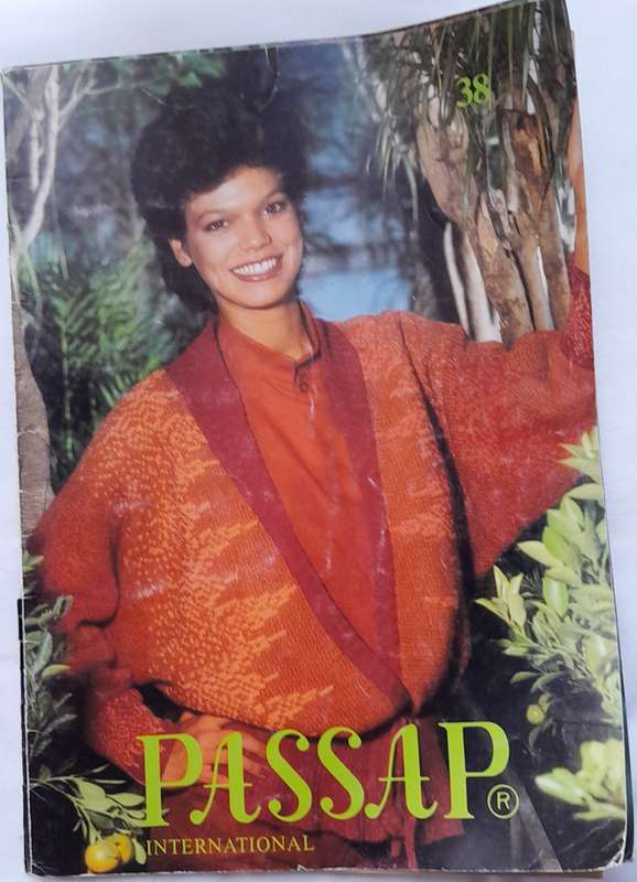 PASSAP International volume 25 magazine - Ideal for both beginners and experienced knitters