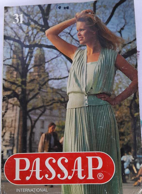 PASSAP International volume 31 magazine - Ideal for both beginners and experienced knitters