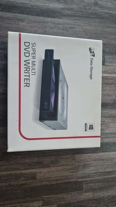 GH24NSD0 Internal SATA 24x Super-Multi DVD Rewriter - OEM