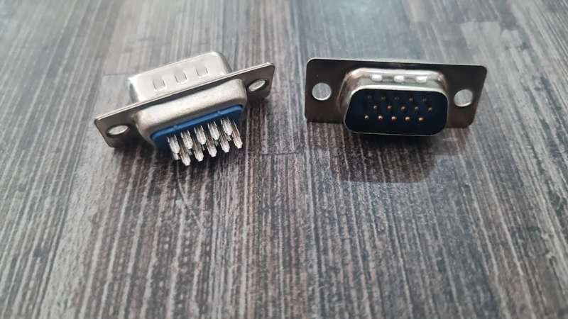 VGA 15 PIN SOLDER D-SUB PLUG