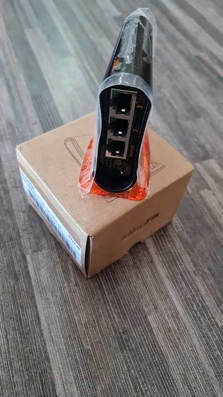 MikroTik hAP Mini 2.4GHz 1.5dBi 3 Port Ethernet WiFi Router | RB931-2nD