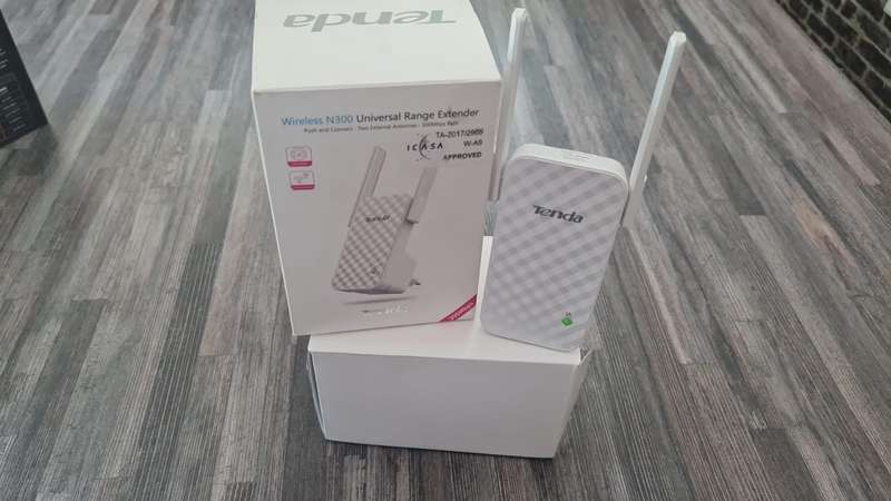 Tenda Extender, 300Mbps Wireless Universal A9